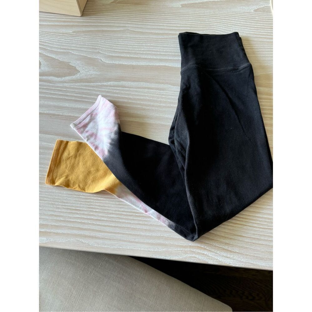 Electric & Rose Sunset Tie-Dye Leggings medium - Picture 4 of 9